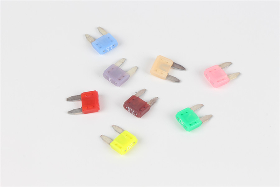 Mini Fast Blow Fuse, van de het Bladzekering van DC32V 4Amp de Automobiel Kleine Stop binnen