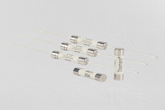 Lage Huidige Industriële Machtszekeringen HRP70 Ceramische Materiële 70VDC
